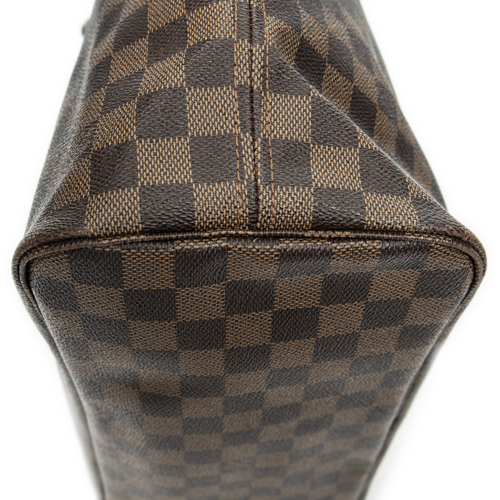 Louis Vuitton Neverfull MM - Picture 8 of 10